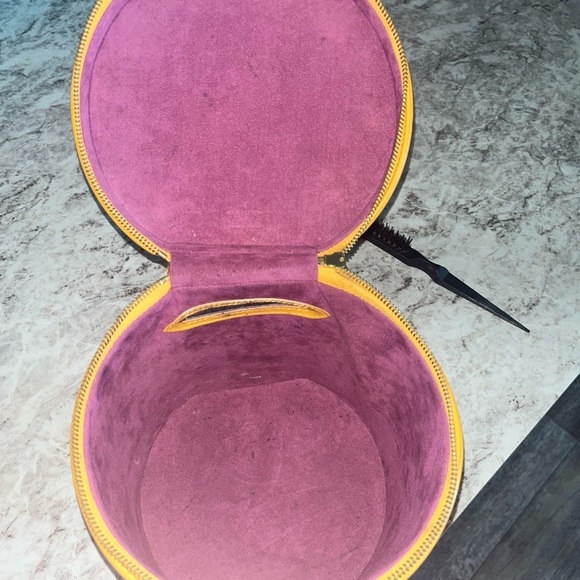 Louis Vuitton cannes - Picture 8 of 11